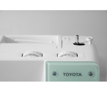 Macchina per cucire meccanica Toyota EZ800 Macchina per cucire meccanica Toyota EZ800