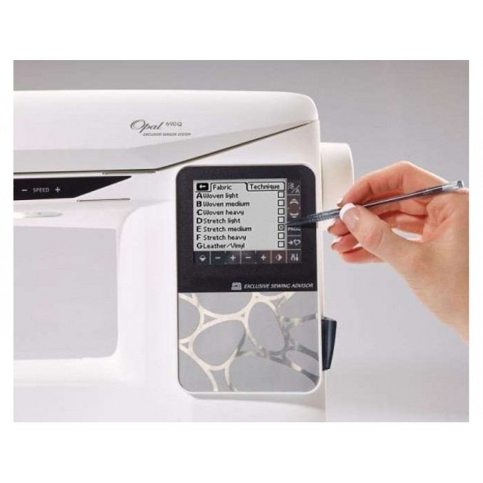 Husqvarna Viking OPAL 690Q Electronic Sewing Machines